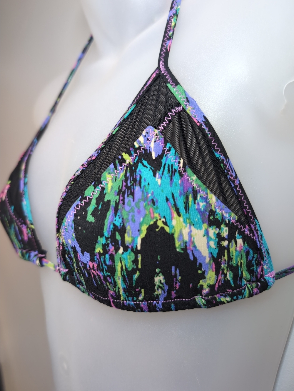 Tigerlily Tara Triangle Bikini Top in Neon Jungle Black Mesh Halter US Size 6 - Picture 3 of 12
